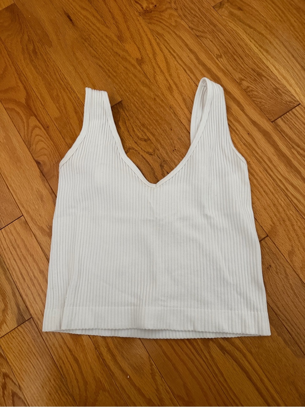 Ribbed V-Neck Tank Top - White